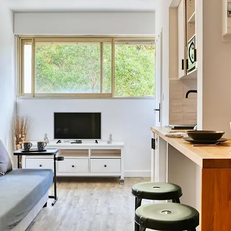 Paradis Prado Furnished Apartment *